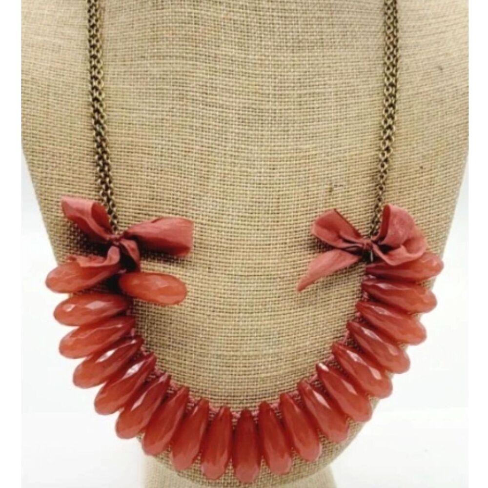 J.Crew Faceted Coral Lucite Teardrop Ribbon Statement Necklace